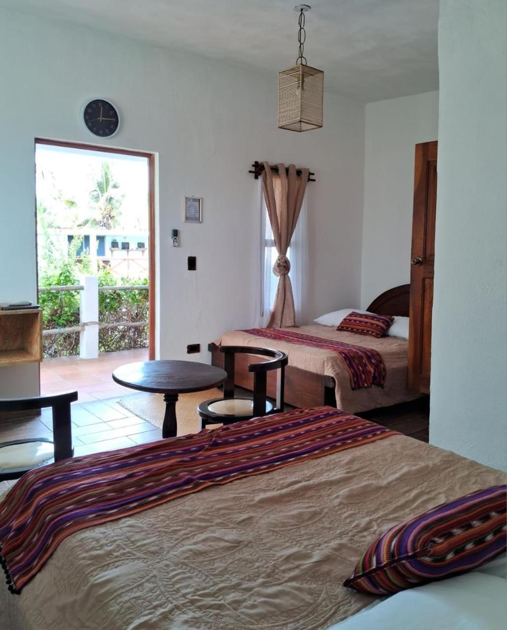 Hotel Atelie Del Mar Monterrico Kültér fotó