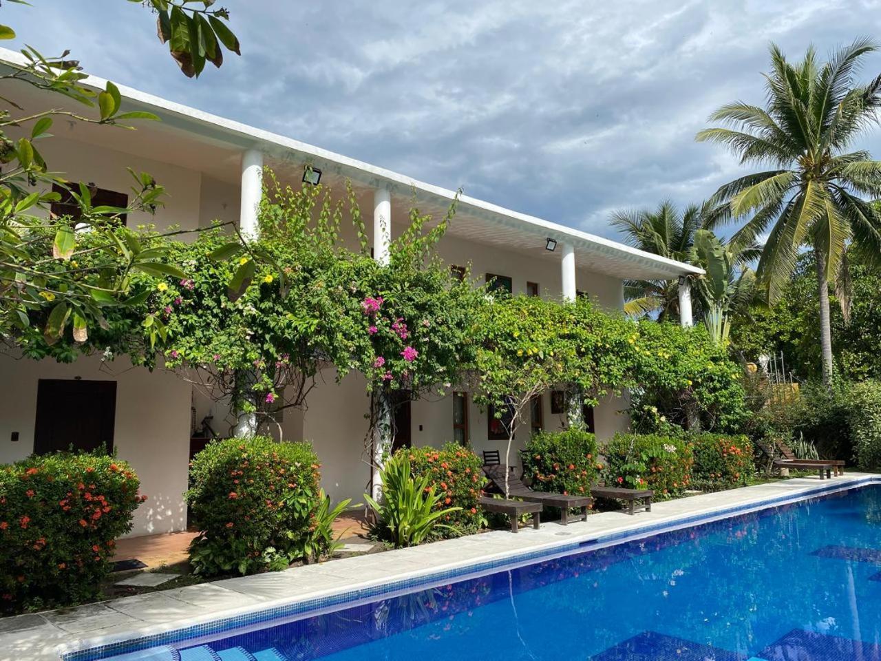 Hotel Atelie Del Mar Monterrico Kültér fotó