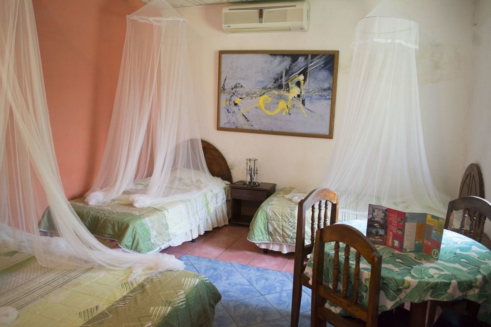 Hotel Atelie Del Mar Monterrico Kültér fotó